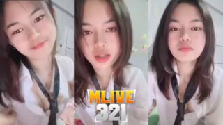 คลิปหลุดนักศึกษา น้อง monly99 เปิดกล้องไลฟ์สด BigoLive พาเสียว ตั้งกล้องเปิดไลฟ์สดเปิดเสื้อโชว์เนินนมเสียวๆ ยั่วเย็ด